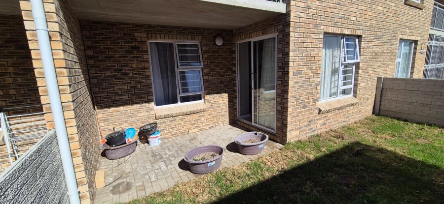 2 Bedroom Property for Sale in Fairview Industrial Eastern Cape
